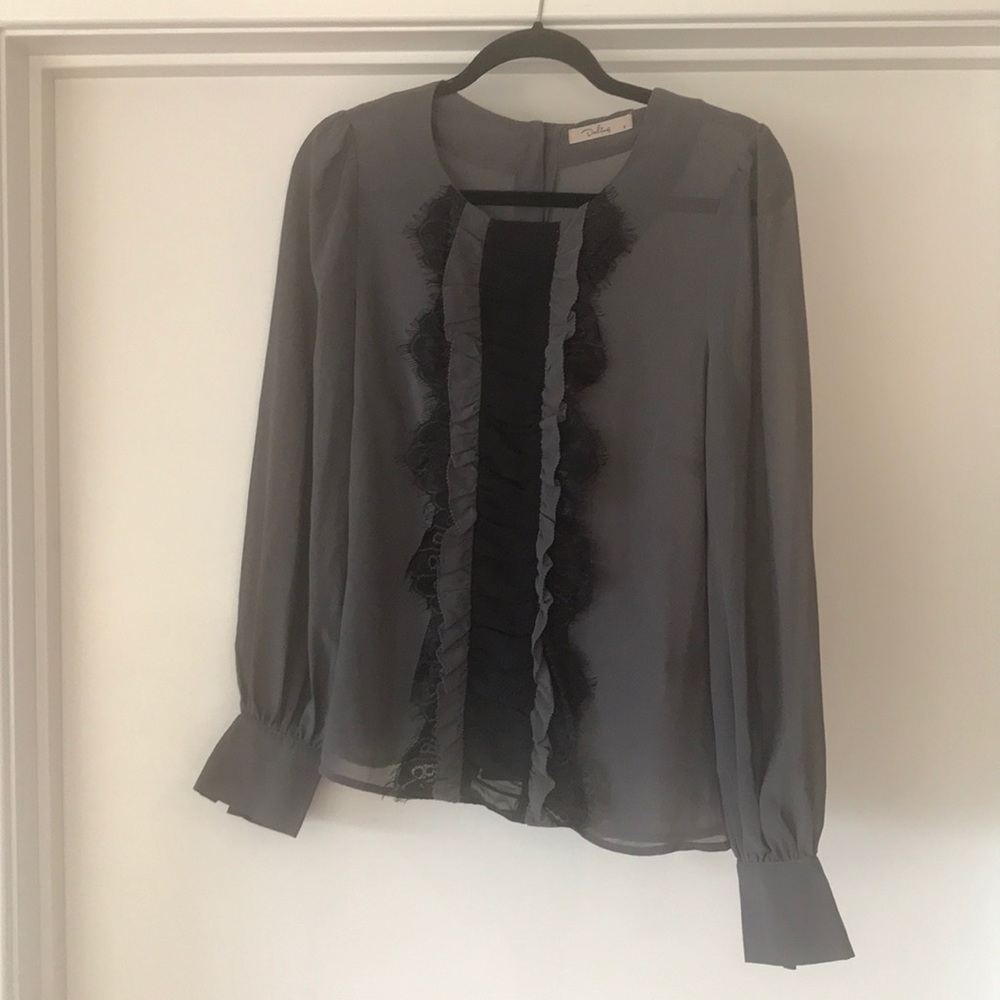 Gray & Black Long Sleeve Sheer Darling Top - Small